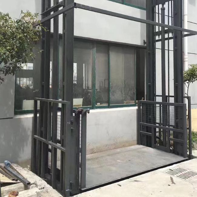 安平5吨室外升降货梯